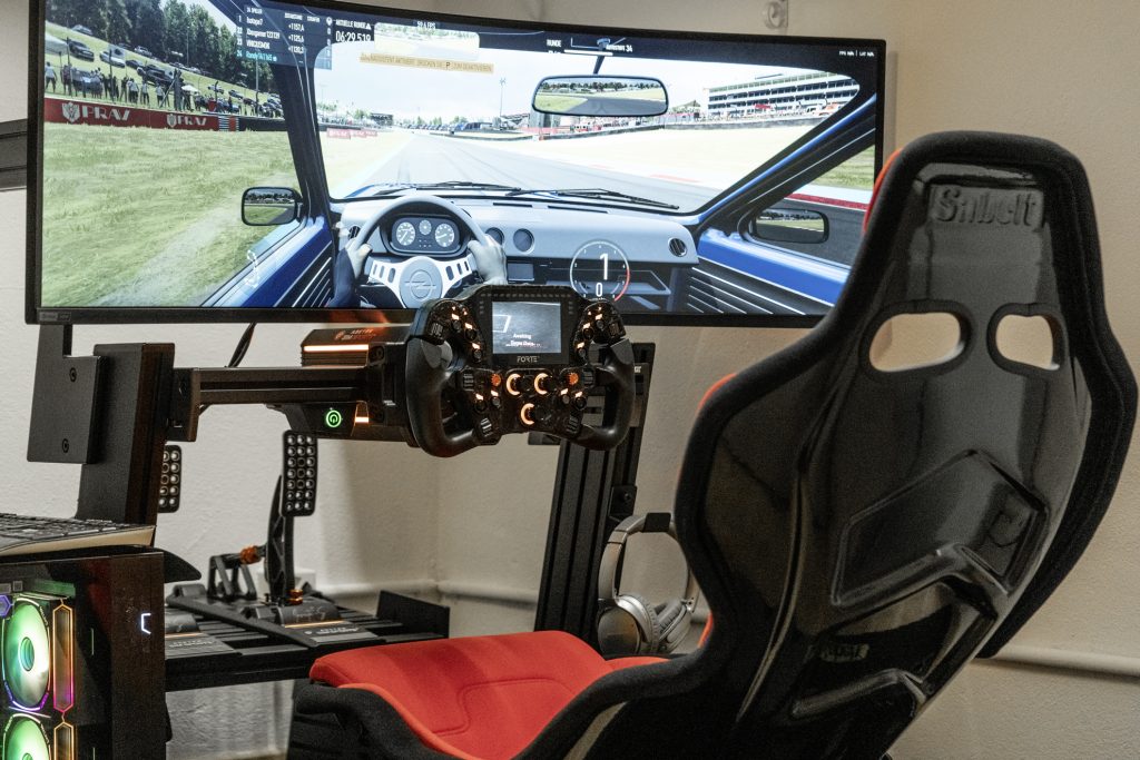 High-End Formula Ready2Race Simulator - 7