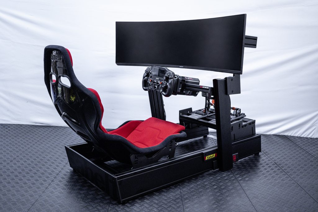 High-End Formula Ready2Race Simulator - 1