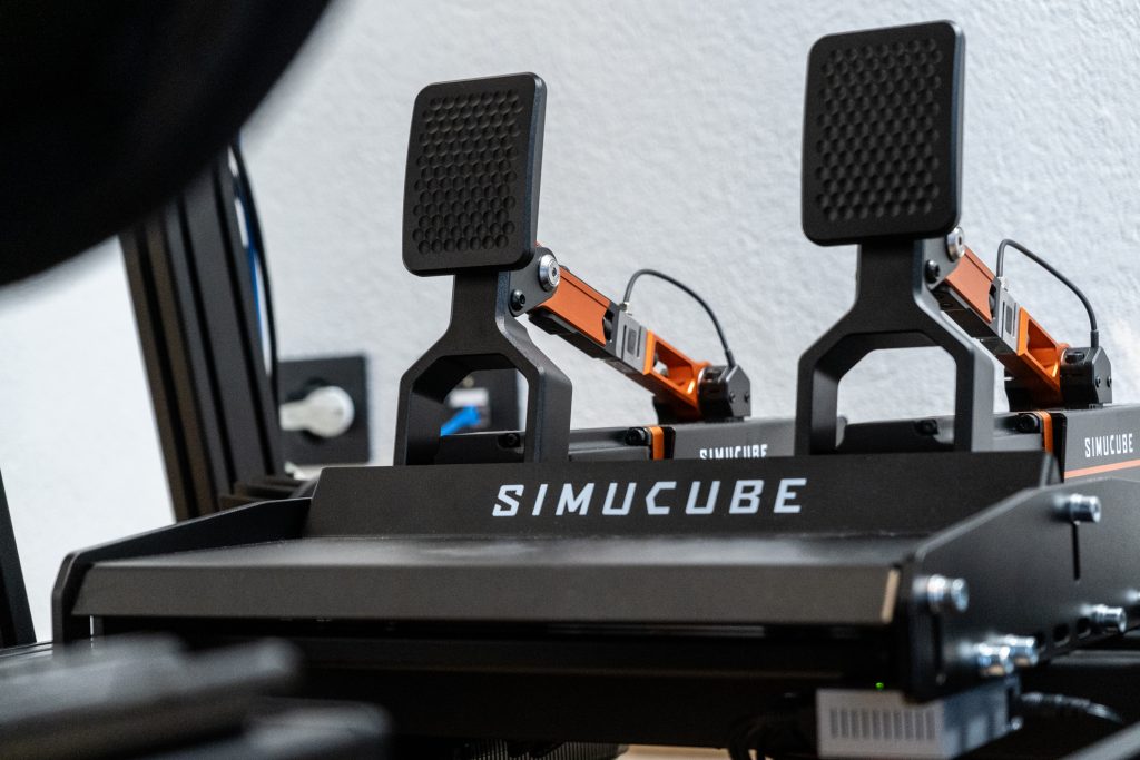 High-End GT Haptic Ready2Race Simulator - 7