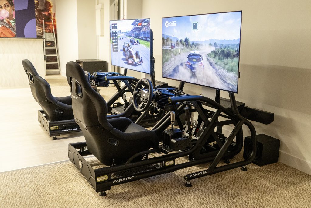 EA Fanatec Formula Ready2Race Simulator - 5