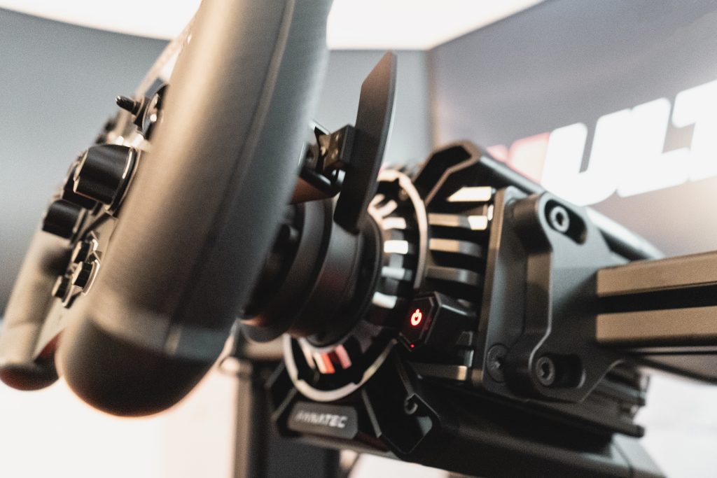 High-End Formula 5‑DOF Motion Ready2Race Simulator - 7